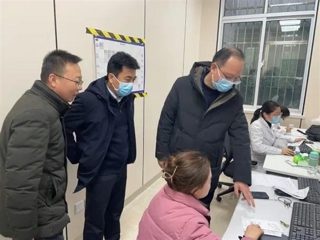 淮安市一院院长杨晓钟率队开展节前全院安全生产检查(图4)