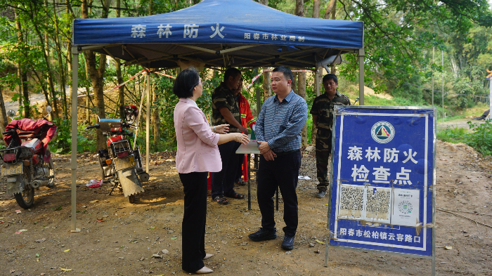 KAIYUN网页 开云com松柏镇：阳春市领导到挂点镇督导“